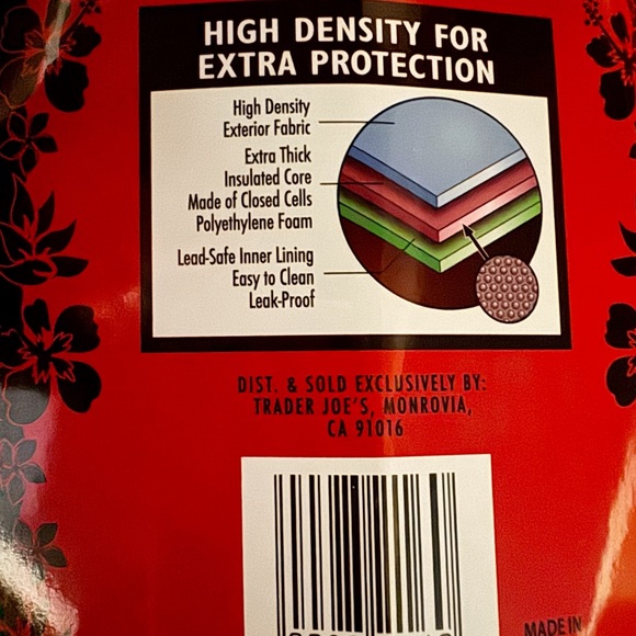 New w/ Tags Trader Joe’s X-Large Capacity, Insulated Bag (in black and red) - Picture 5 of 5